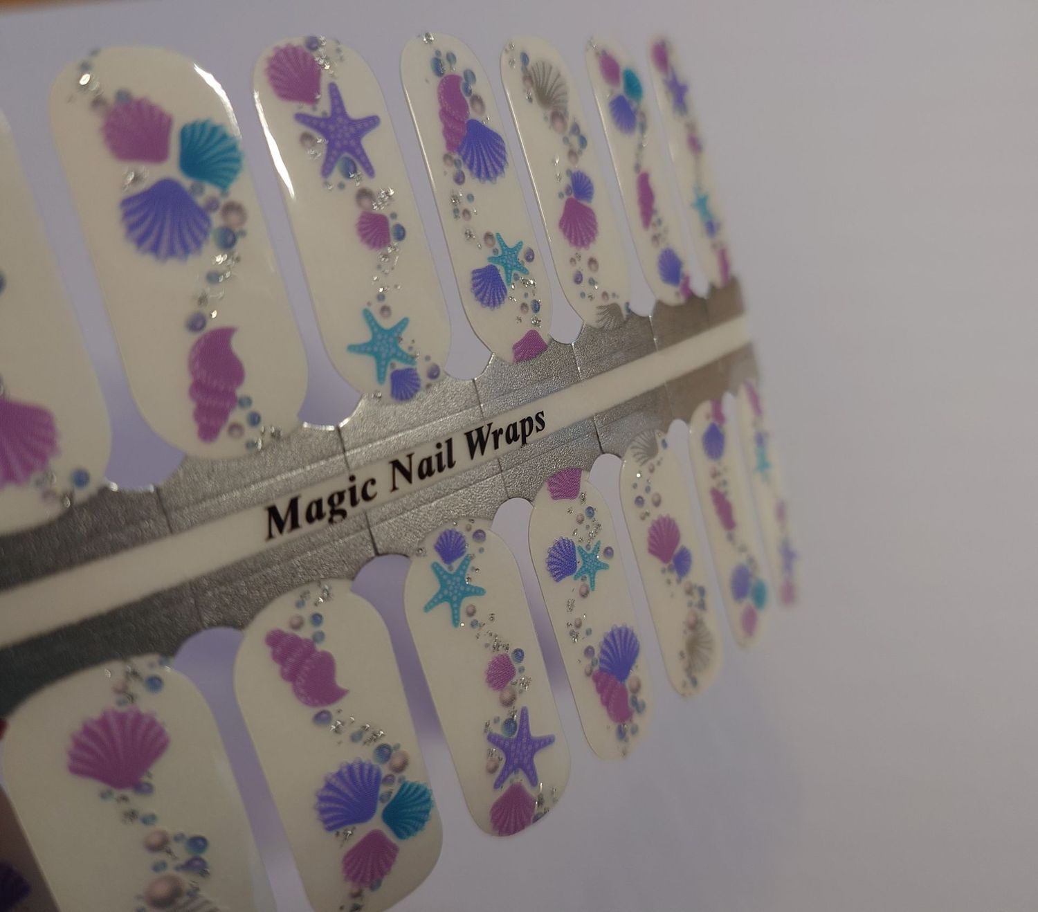 Tamina, Overlay, transparente 16er-Nagelfolie Magic Nail Wraps Exklusivdesign