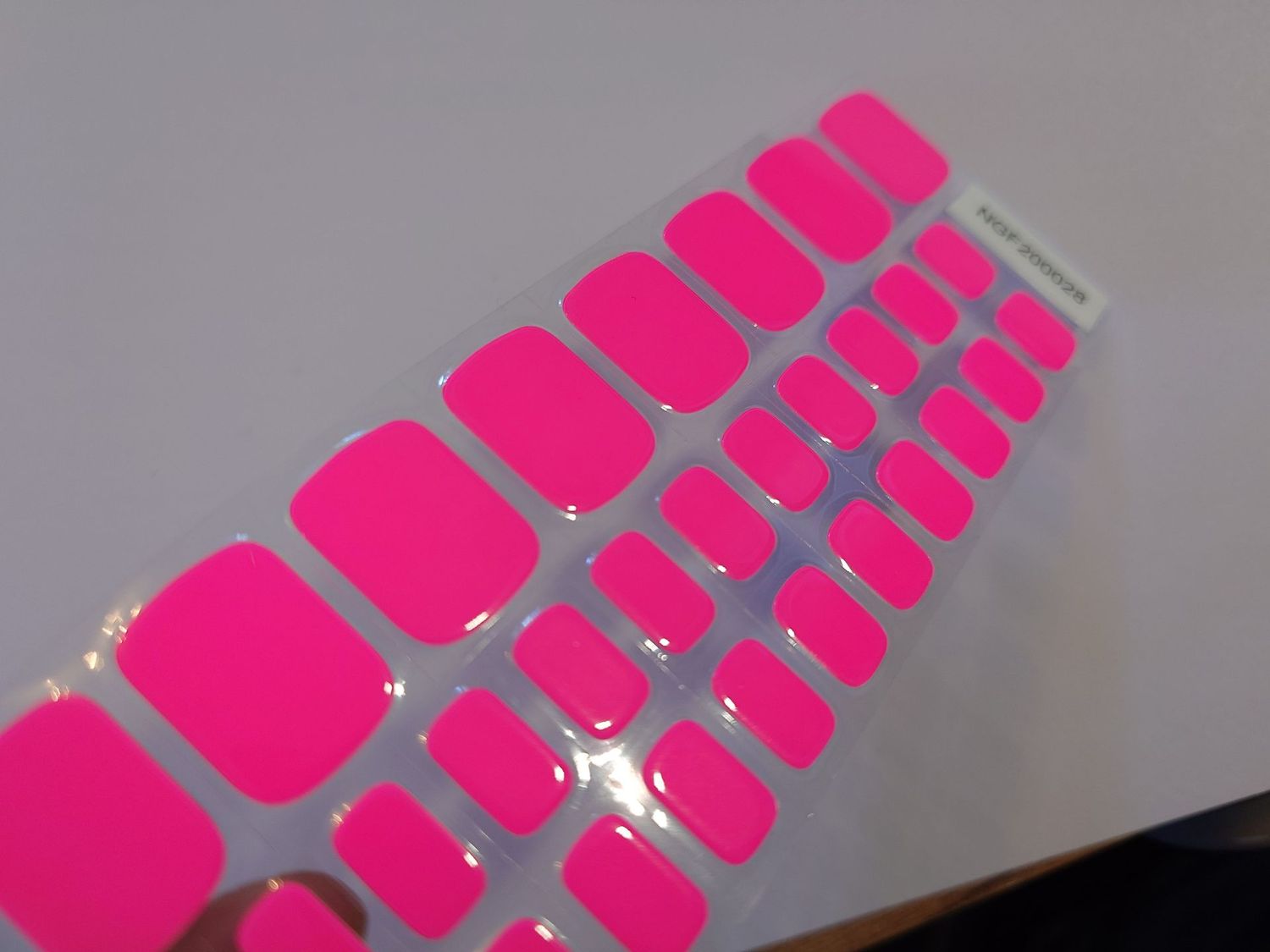 Ultra Pink (neon), UV-Gel-Folie für Füße, 32er-Nagelfolie Magic Nail Wraps NGF200028