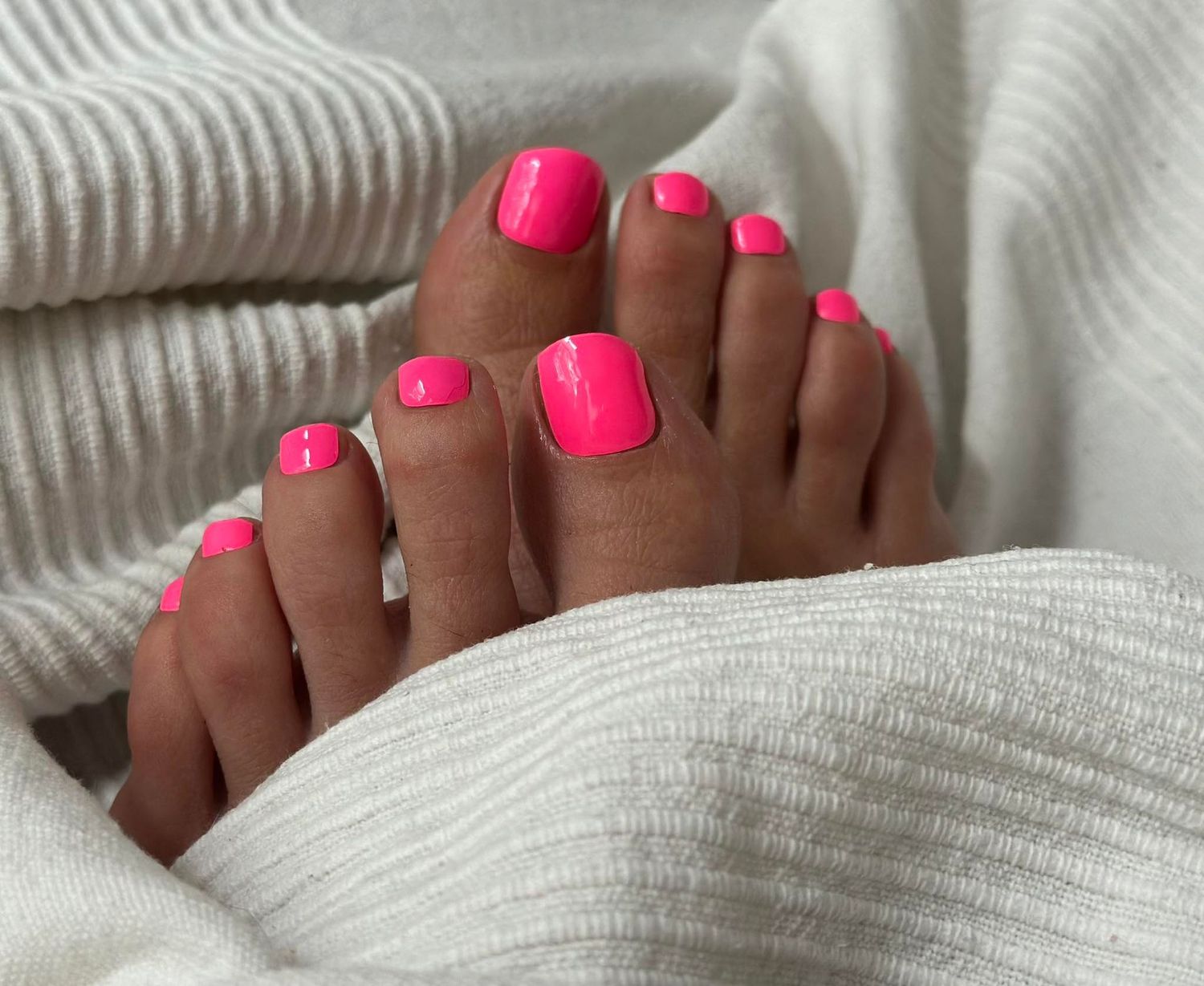 Ultra Pink (neon), UV-Gel-Folie für Füße, 32er-Nagelfolie Magic Nail Wraps NGF200028