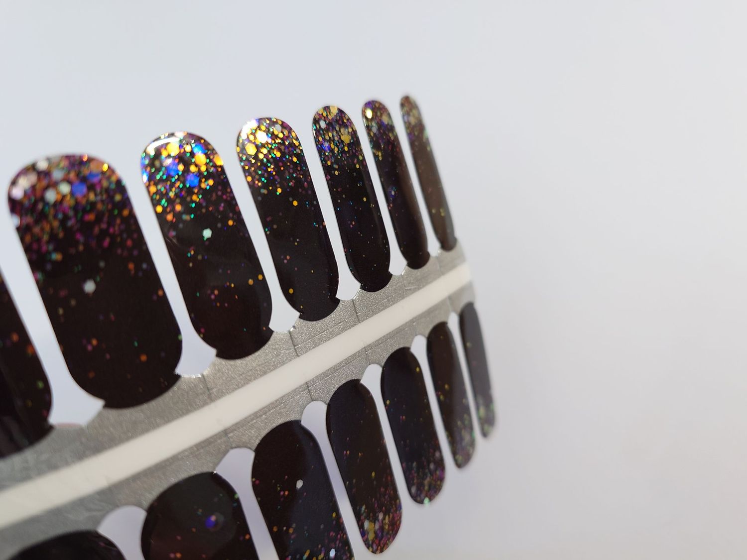 City Girl, 16er-Nagelfolie