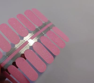 Baby Girl, semitransparent, 16er-Nagelfolie Magic Nail Wraps Baby Girl, semitransparent, 16er-Nagelfolie Magic Nail Wraps