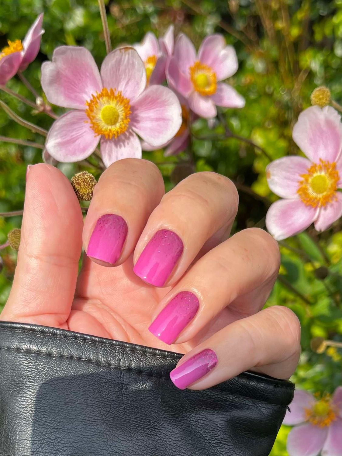 Dramatic Fuchsia, 16er-Nagelfolie Magic Nail Wraps Exklusivdesign