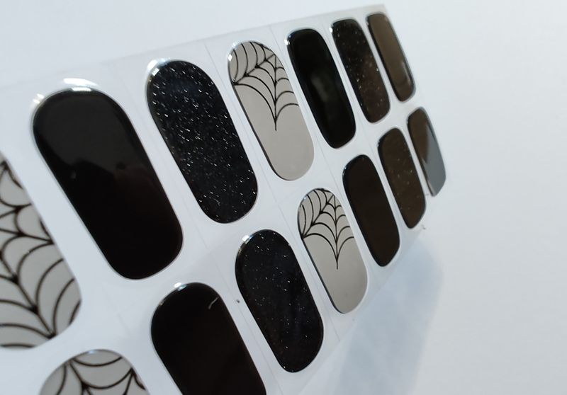 Madame Web, teilweise semitransparente UV-Gel-Folie, 20er-Nagelfolie Magic Nail Wraps, NG200288 Madame Web, teilweise semitransparente UV-Gel-Folie, 20er-Nagelfolie Magic Nail Wraps, NG200288