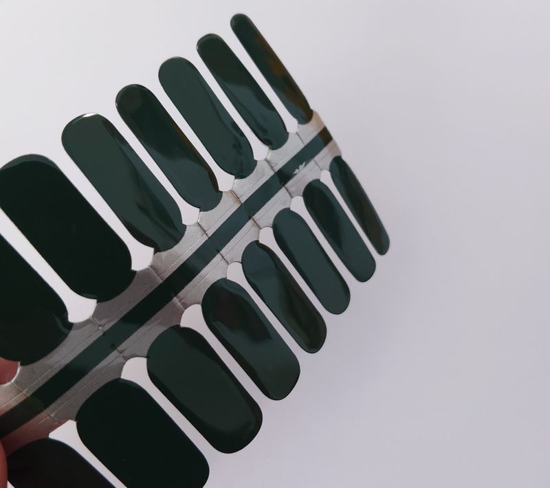 Blattgrün, 16er-Nagelfolie Magic Nail Wraps Blattgrün, 16er-Nagelfolie Magic Nail Wraps