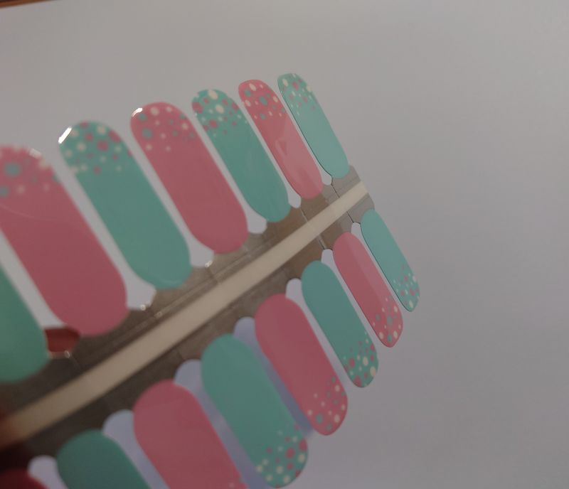 Seladon, 16er-Nagelfolie Magic Nail Wraps Seladon, 16er-Nagelfolie Magic Nail Wraps