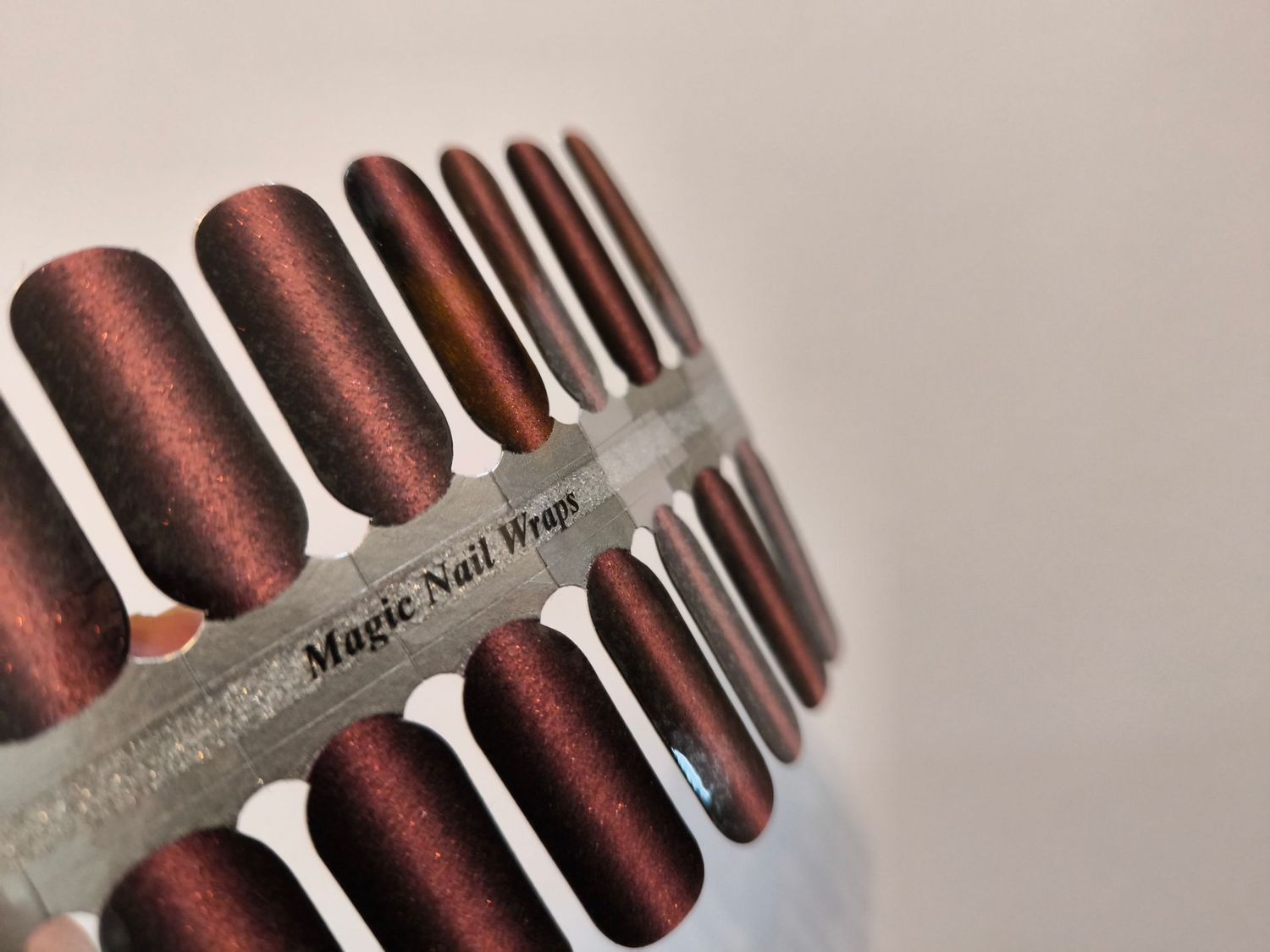 Spicy Affair, 16er-Nagelfolie Magic Nail Wraps Exklusivdesign