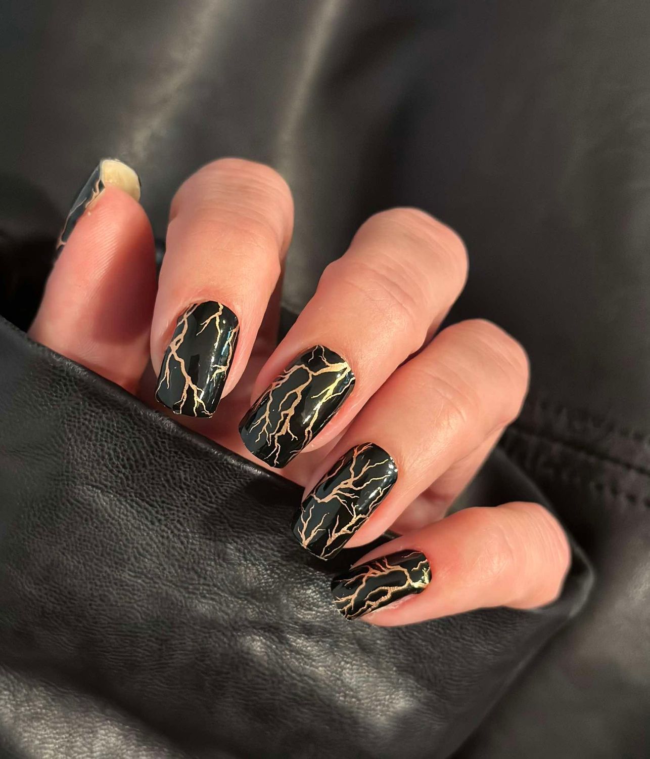 Devils Wife, 16er-Nagelfolie Magic Nail Wraps Exklusivdesign Devils Wife, 16er-Nagelfolie Magic Nail Wraps Exklusivdesign