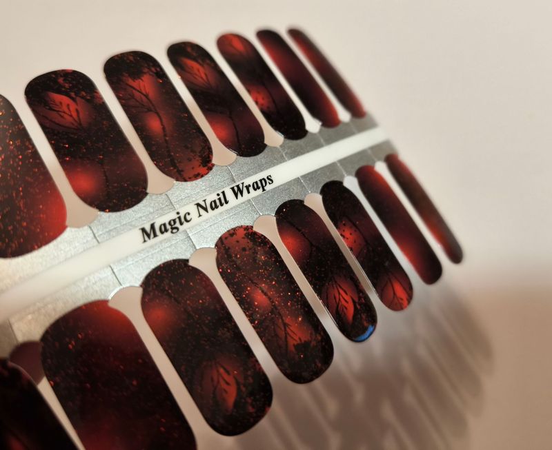 Burning Leaves, 16er-Nagelfolie Magic Nail Wraps Exklusivdesign Burning Leaves, 16er-Nagelfolie Magic Nail Wraps Exklusivdesign