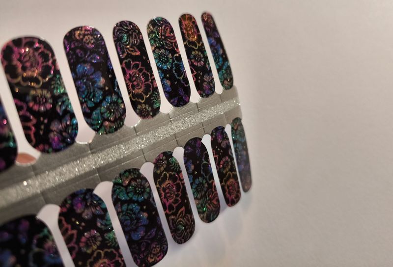 Rainbow Garden, 16-er Nagelfolie Magic Nail Wraps Rainbow Garden, 16-er Nagelfolie Magic Nail Wraps