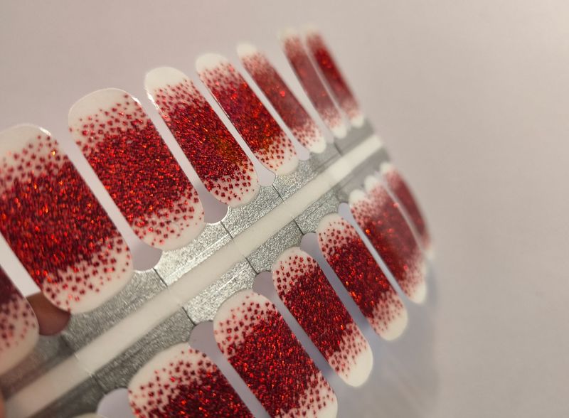 Dipped in Red, Overlay, 16-er Nagelfolie Magic Nail Wraps Dipped in Red, Overlay, 16-er Nagelfolie Magic Nail Wraps