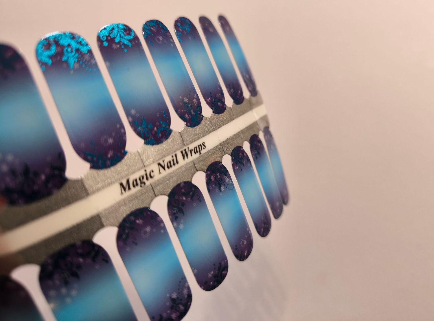 Agémina Heaven can wait, 16er-Nagelfolie Magic Nail Wraps Exklusivdesign