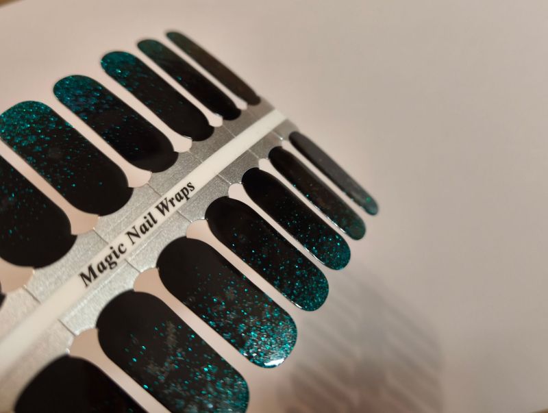 Never be alone, 16er-Nagelfolie Magic Nail Wraps Exklusivdesign Never be alone, 16er-Nagelfolie Magic Nail Wraps Exklusivdesign
