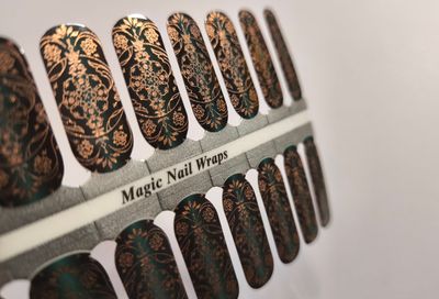 Celebrate Awesome, 16er-Nagelfolie Magic Nail Wraps Exklusivdesign Celebrate Awesome, 16er-Nagelfolie Magic Nail Wraps Exklusivdesign