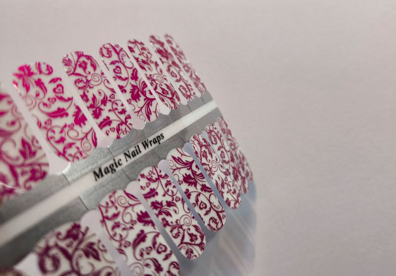 All my Love is pink, Overlay, 16er-Nagelfolie Magic Nail Wraps Exklusivdesign All my Love is pink, Overlay, 16er-Nagelfolie Magic Nail Wraps Exklusivdesign