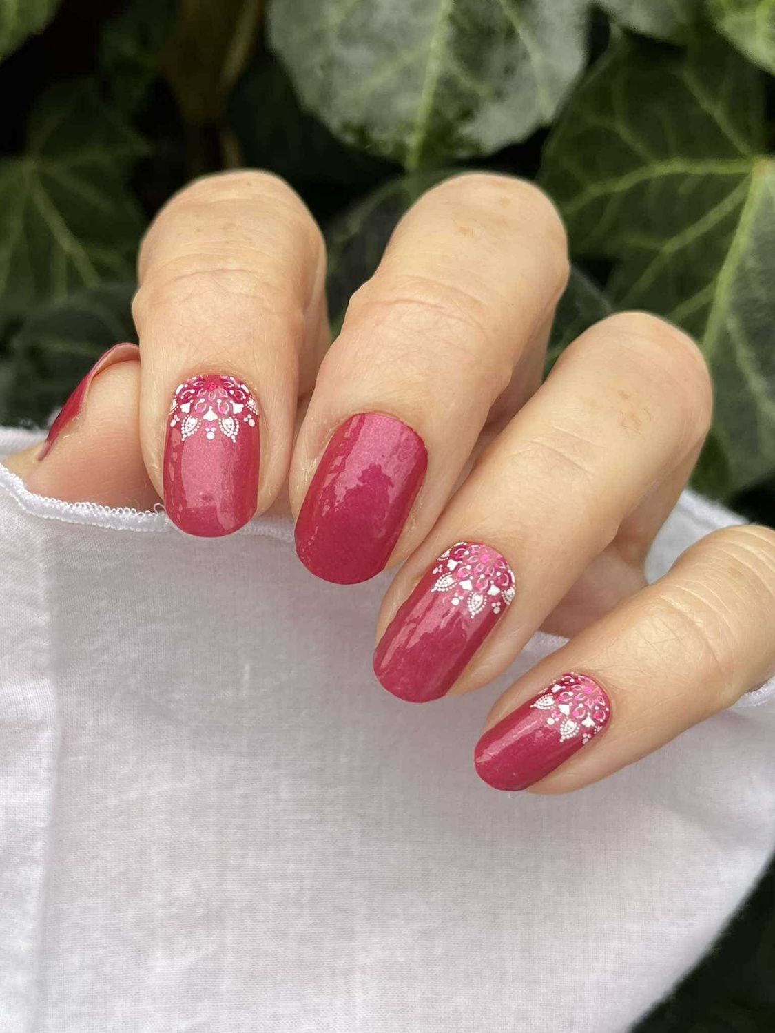 Dayita, Overlay, transparente 16er-Nagelfolie, Magic Nail Wraps Exklusivdesign