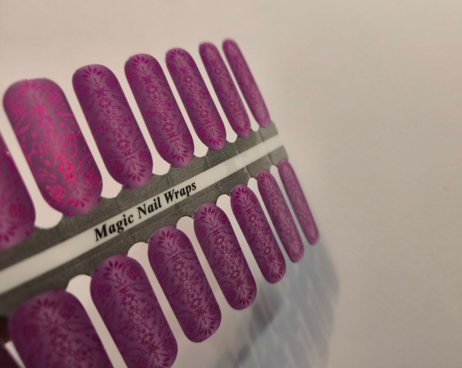 Awesome Pink Lavender,  16er-Nagelfolie Magic Nail Wraps Exklusivdesign