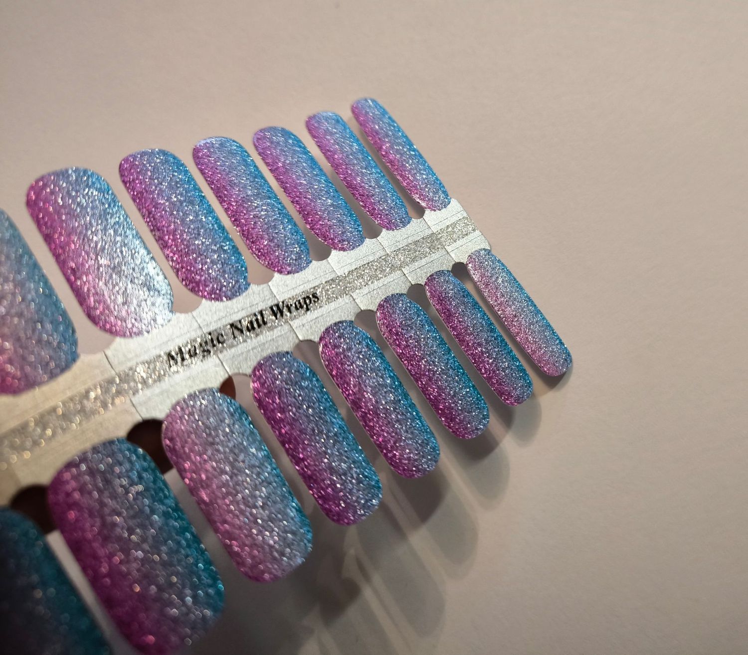 Venice Beach Affair, 16er-Nagelfolie, Magic Nail Wraps Exklusivdesign