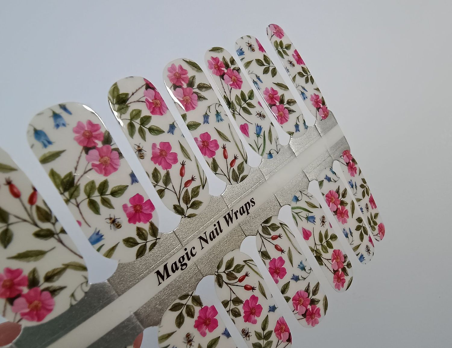 Nahla, Overlay, 16er-Nagelfolie Magic Nail Wraps Exklusivdesign