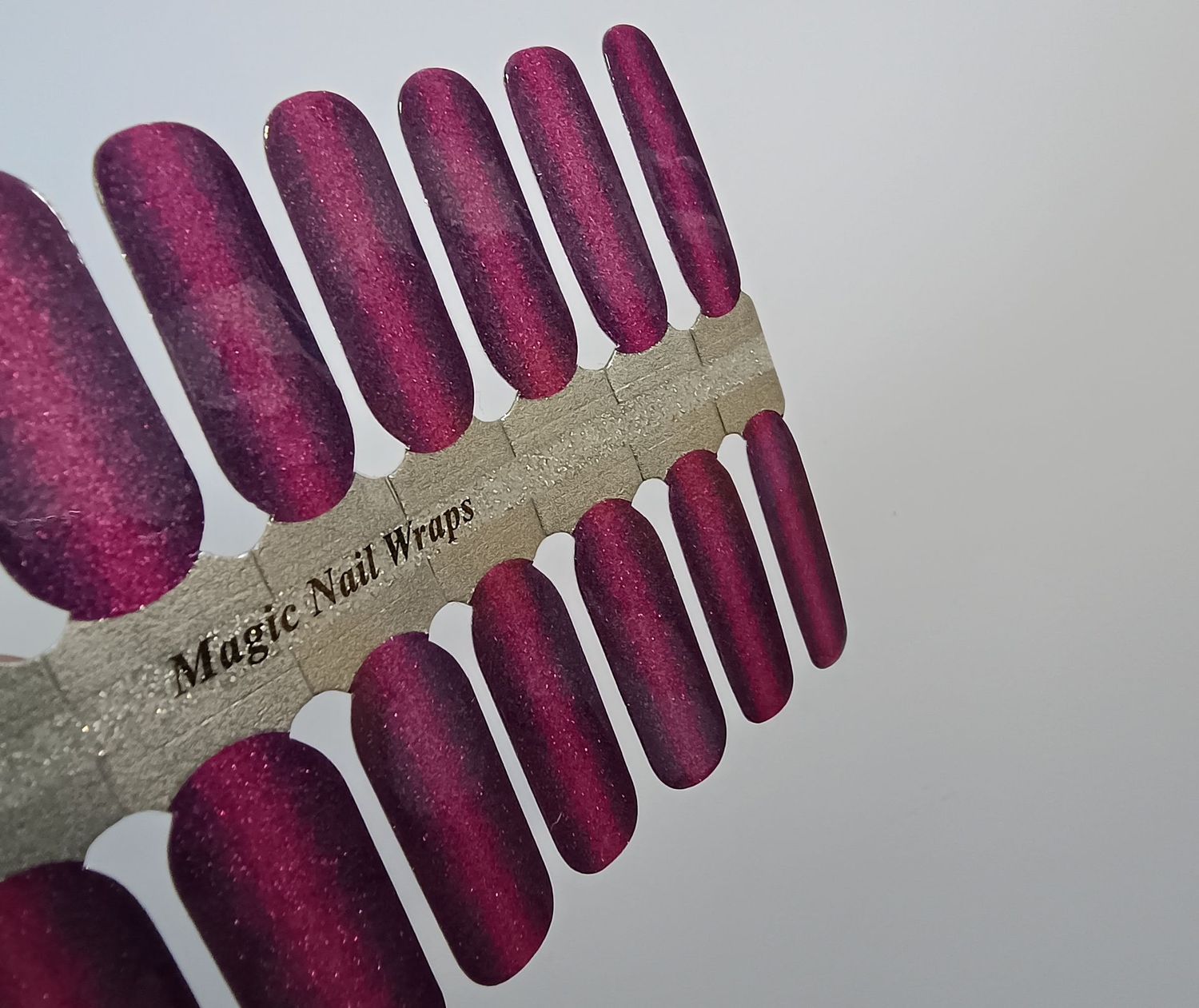 Vegas Affair, 16er-Nagelfolie, Magic Nail Wraps Exklusivdesign