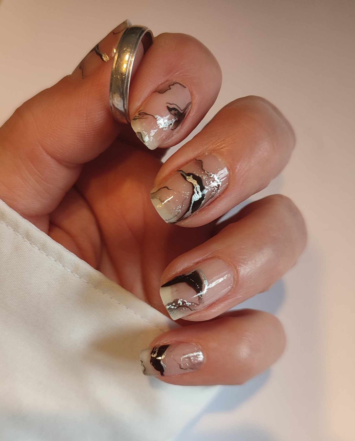 Miss Marble, Overlay, 16er-Nagelfolie Magic Nail Wraps Exklusivdesign Miss Marble, Overlay, 16er-Nagelfolie Magic Nail Wraps Exklusivdesign