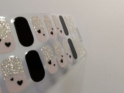 Give me your Heartbeat, teilweise leicht semitransparente UV-Gel-Folie, 20er-Nagelfolie Magic Nail Wraps, NG200516 Give me your Heartbeat, teilweise leicht semitransparente UV-Gel-Folie, 20er-Nagelfolie Magic Nail Wraps, NG200516