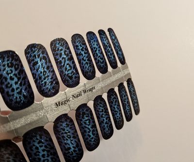 Wild Thing I'm blue, 16er-Nagelfolie Magic Nail Wraps Exklusivdesign Wild Thing I'm blue, 16er-Nagelfolie Magic Nail Wraps Exklusivdesign