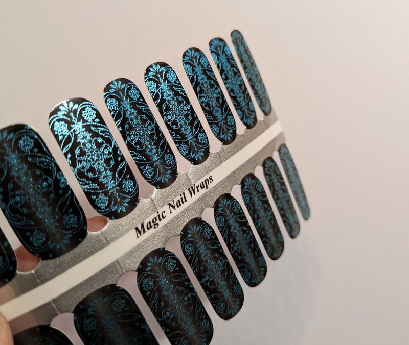 Awesome Teal Witch, 16er-Nagelfolie Magic Nail Wraps Exklusivdesign Awesome Teal Witch, 16er-Nagelfolie Magic Nail Wraps Exklusivdesign