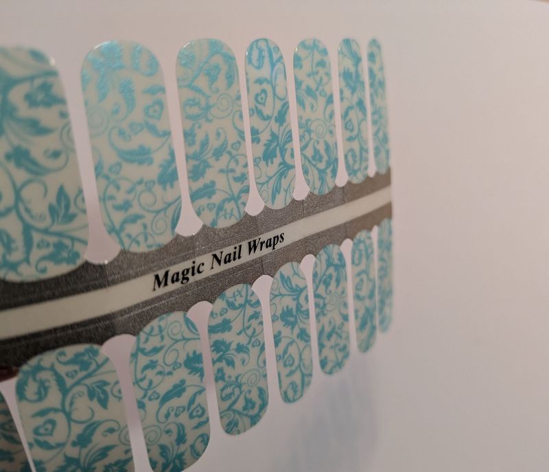 All my Love is tender turquoise, Overlay, 16er-Nagelfolie Magic Nail Wraps Exklusivdesign
