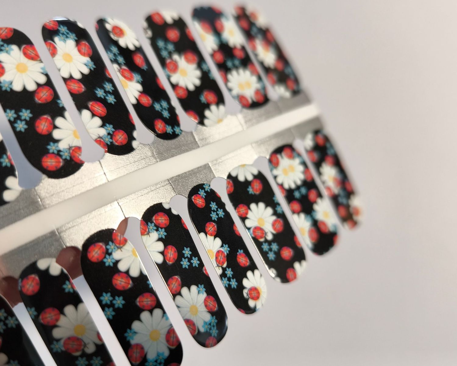 Buggy, 16-er Nagelfolie Magic Nail Wraps