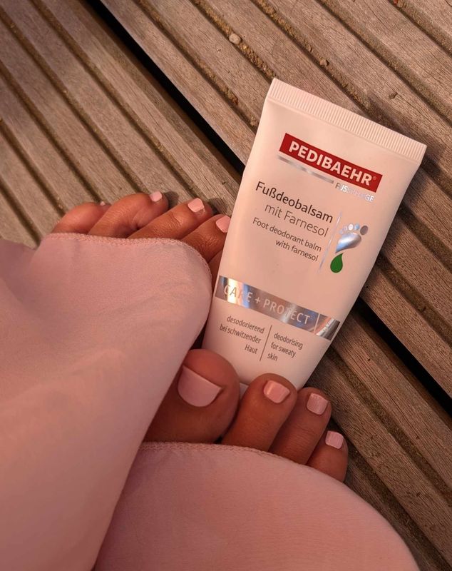 EINFÜHRUNGSPREIS! BAEHR Fußdeobalsam mit Farnesol, Tube mit 75 ml, Versand nur innerhalb Deutschlands möglich! EINFÜHRUNGSPREIS! BAEHR Fußdeobalsam mit Farnesol, Tube mit 75 ml, Versand nur innerhalb Deutschlands möglich!