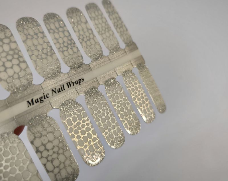 Beat it, Overlay, 16er-Nagelfolie Magic Nail Wraps Exklusivdesign Beat it, Overlay, 16er-Nagelfolie Magic Nail Wraps Exklusivdesign