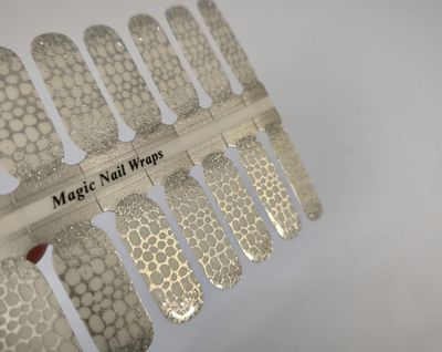 Beat it, Overlay, 16er-Nagelfolie Magic Nail Wraps Exklusivdesign Beat it, Overlay, 16er-Nagelfolie Magic Nail Wraps Exklusivdesign