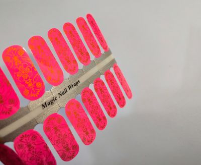 Awesome Electric Pink, 16er-Nagelfolie Magic Nail Wraps Exklusivdesign Awesome Electric Pink, 16er-Nagelfolie Magic Nail Wraps Exklusivdesign