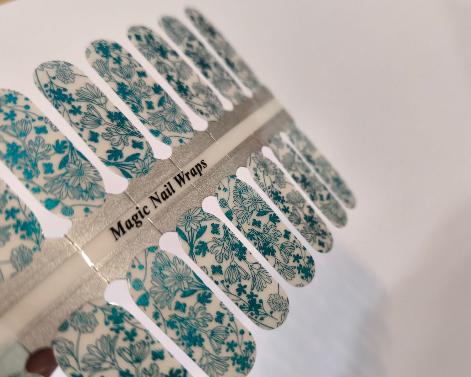 Haphazardly, Overlay, 16er-Nagelfolie Magic Nail Wraps Exklusivdesign Haphazardly, Overlay, 16er-Nagelfolie Magic Nail Wraps Exklusivdesign