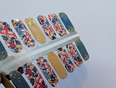 Blättergeflüster, 16-er Nagelfolie Magic Nail Wraps