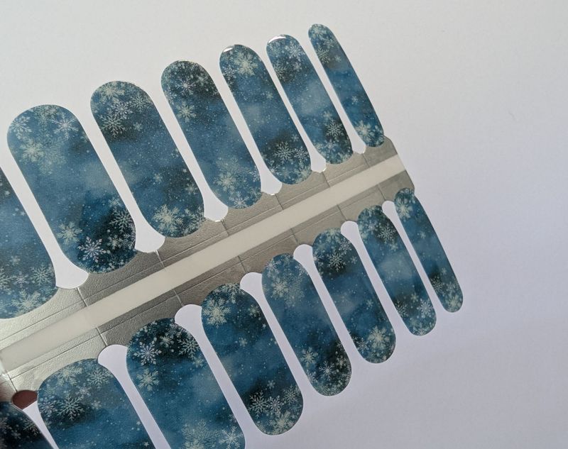 Frozen Sky, 16-er Nagelfolie Magic Nail Wraps Frozen Sky, 16-er Nagelfolie Magic Nail Wraps