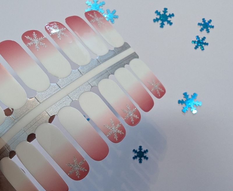 Frosted Boomer, semitransparente 16-er Nagelfolie Magic Nail Wraps Frosted Boomer, semitransparente 16-er Nagelfolie Magic Nail Wraps