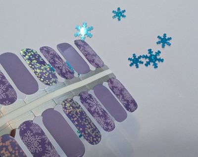 Lilac Blizzard, 16-er Nagelfolie Magic Nail Wraps Lilac Blizzard, 16-er Nagelfolie Magic Nail Wraps