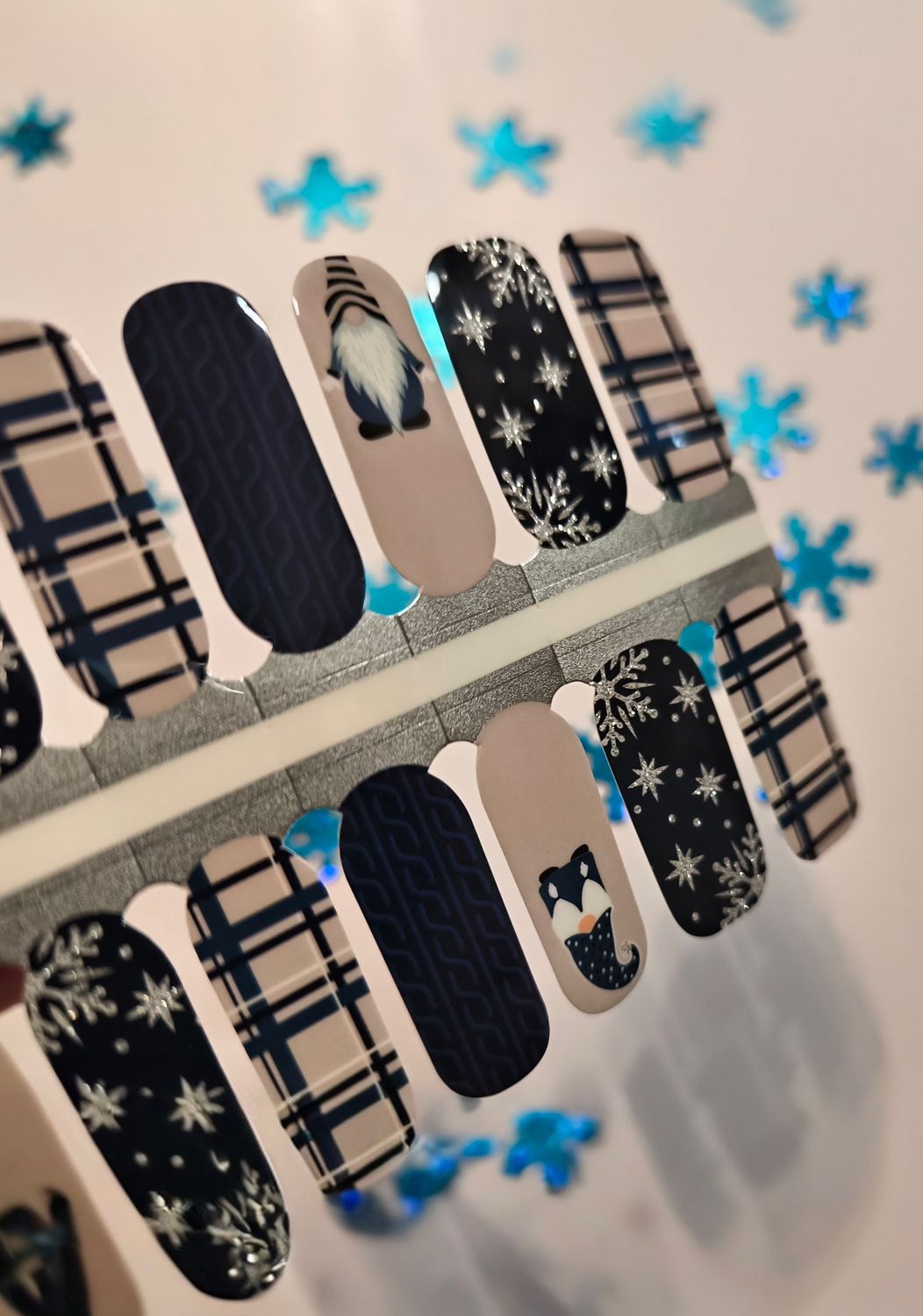 Christmas Gnomes, 16-er Nagelfolie Magic Nail Wraps