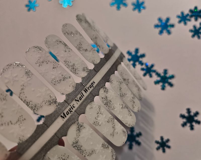 Schneekuss, Overlay, transparente 16er-Nagelfolie Magic Nail Wraps Exklusivdesign Schneekuss, Overlay, transparente 16er-Nagelfolie Magic Nail Wraps Exklusivdesign