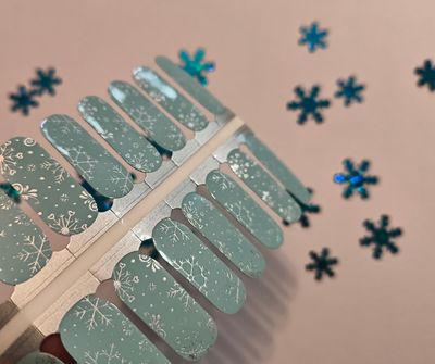 Snowy Iceblue, 16-er Nagelfolie Magic Nail Wraps Snowy Iceblue, 16-er Nagelfolie Magic Nail Wraps