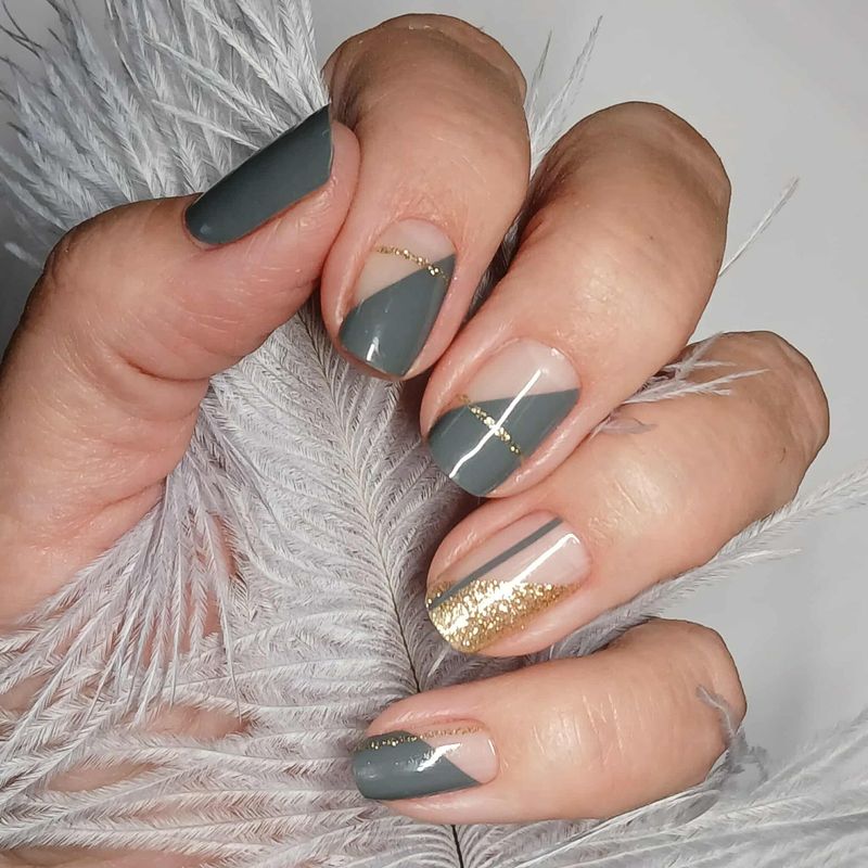 After Work, teilweise transparente 16-er Nagelfolie Magic Nail Wraps After Work, teilweise transparente 16-er Nagelfolie Magic Nail Wraps