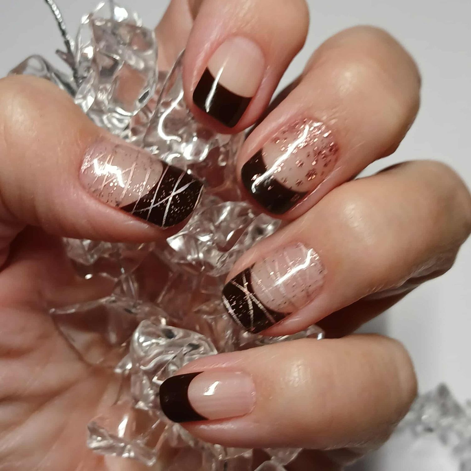 Brigit B, teilweise transparente UV-Gel-Folie, 20er-Nagelfolie Magic Nail Wraps NG200297