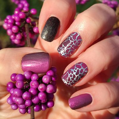 Broken, Overlay, 16er-Nagelfolie Magic Nail Wraps Exklusivdesign Broken, Overlay, 16er-Nagelfolie Magic Nail Wraps Exklusivdesign