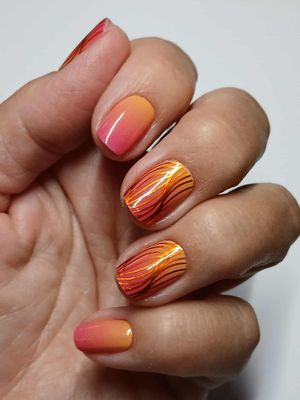 Funky Town, Overlay, 16er-Nagelfolie Magic Nail Wraps Exklusivdesign