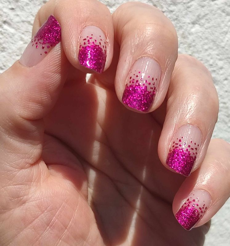 Dipped in Fuchsia, Overlay, 16-er Nagelfolie Magic Nail Wraps