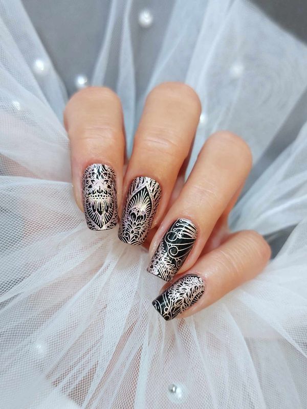 Magic Mandala Holo-Rose, Overlay, 16er-Nagelfolie Magic Nail Wraps Exklusivdesign