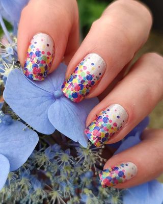 Who hoo!, Pearl-Shimmer-Finish, 16er-Nagelfolie