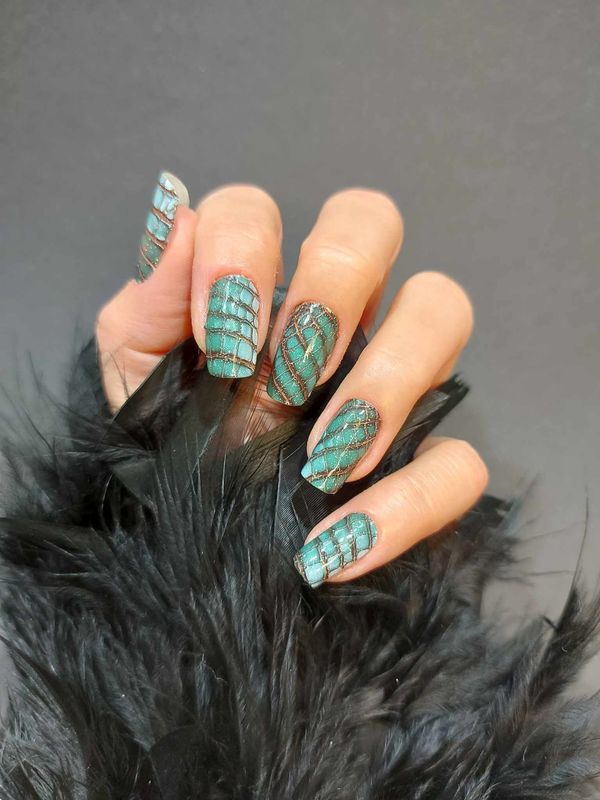 The Serpent, 16er-Nagelfolie Magic Nail Wraps Exklusivdesign The Serpent, 16er-Nagelfolie Magic Nail Wraps Exklusivdesign