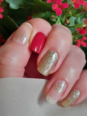 Tiziana, teilweise transparente 16er-Nagelfolie Magic Nail Wraps Exklusivdesign